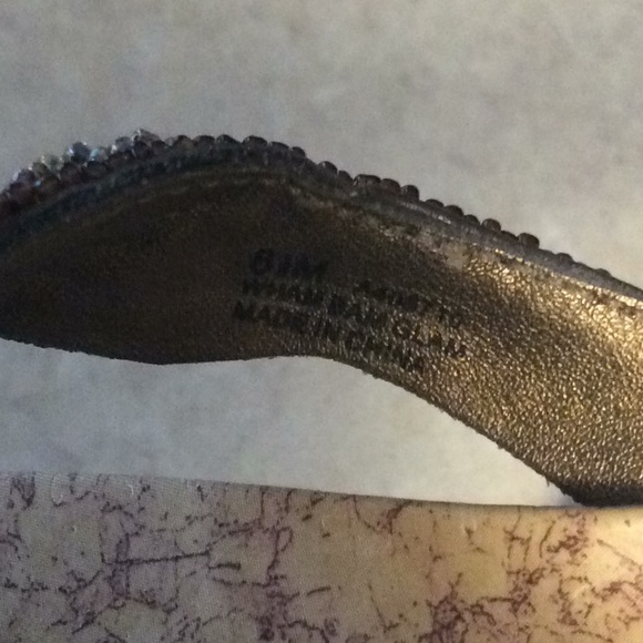 Kenneth Cole Women’s Wham Bam Glam Sandal, 8.5 M - Picture 5 of 5